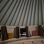 Сasa de vacaciones A Medieval Windmill Tower 2bedrooms In The Heart Of Old Town With Magnificent Panoramic Seaview And Cityview