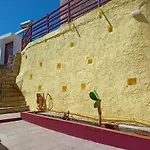 Σπίτι διακοπών A Medieval Windmill Tower 2bedrooms In The Heart Of Old Town With Magnificent Panoramic Seaview And Cityview