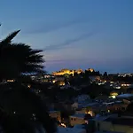 Hébergement de vacances A Medieval Windmill Tower 2bedrooms In The Heart Of Old Town With Magnificent Panoramic Seaview And Cityview *