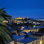 A Medieval Windmill Tower 2bedrooms In The Heart Of Old Town With Magnificent Panoramic Seaview And Cityview Σπίτι διακοπών *