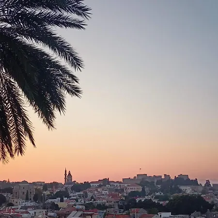 A Medieval Windmill Tower 2bedrooms In The Heart Of Old Town With Magnificent Panoramic Seaview And Cityview Σπίτι διακοπών *
