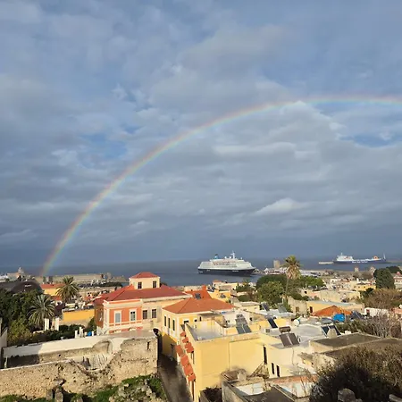 A Medieval Windmill Tower 2bedrooms In The Heart Of Old Town With Magnificent Panoramic Seaview And Cityview Σπίτι διακοπών *