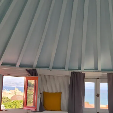 A Medieval Windmill Tower 2bedrooms In The Heart Of Old Town With Magnificent Panoramic Seaview And Cityview