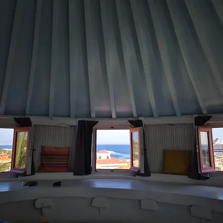 A Medieval Windmill Tower 2bedrooms In The Heart Of Old Town With Magnificent Panoramic Seaview And Cityview Σπίτι διακοπών