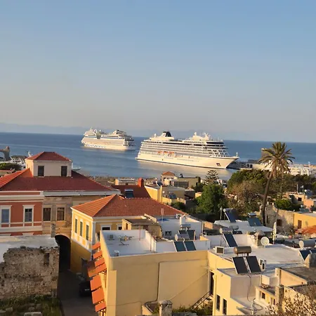 A Medieval Windmill Tower 2bedrooms In The Heart Of Old Town With Magnificent Panoramic Seaview And Cityview Σπίτι διακοπών Rhodes City