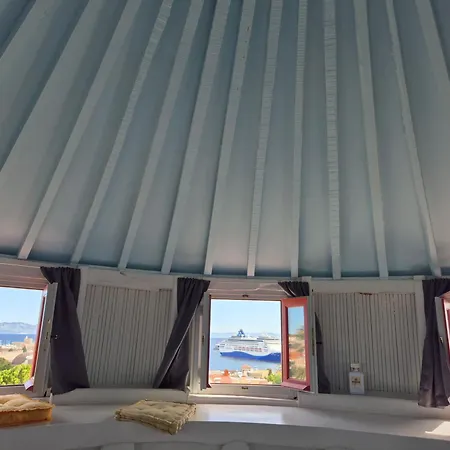 A Medieval Windmill Tower 2bedrooms In The Heart Of Old Town With Magnificent Panoramic Seaview And Cityview