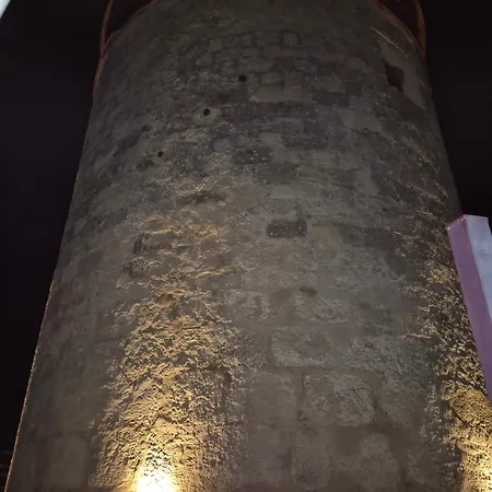A Medieval Windmill Tower 2bedrooms In The Heart Of Old Town With Magnificent Panoramic Seaview And Cityview Σπίτι διακοπών Rhodes City