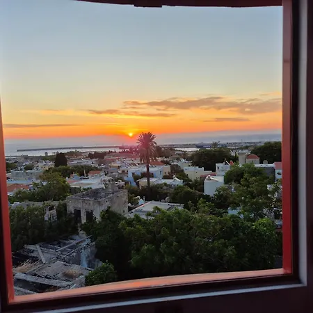 A Medieval Windmill Tower 2bedrooms In The Heart Of Old Town With Magnificent Panoramic Seaview And Cityview Σπίτι διακοπών