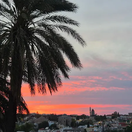 A Medieval Windmill Tower 2bedrooms In The Heart Of Old Town With Magnificent Panoramic Seaview And Cityview Σπίτι διακοπών Rhodes City