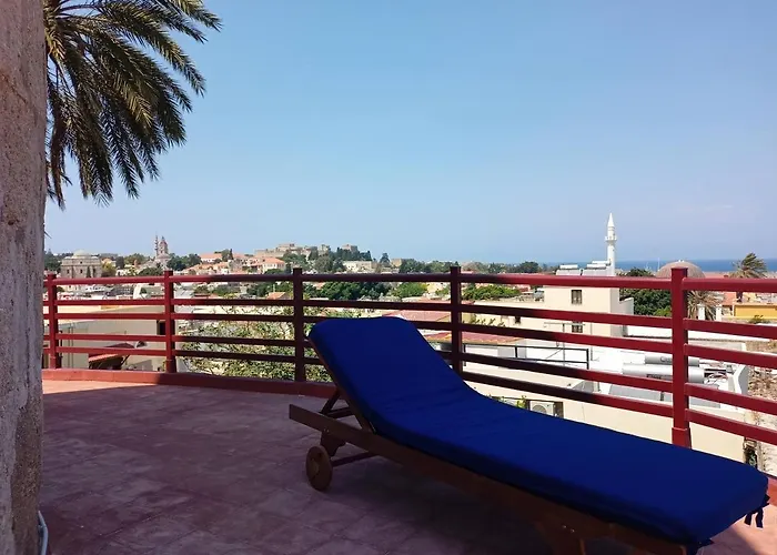 Σπίτι διακοπών A Medieval Windmill Tower 2bedrooms In The Heart Of Old Town With Magnificent Panoramic Seaview And Cityview