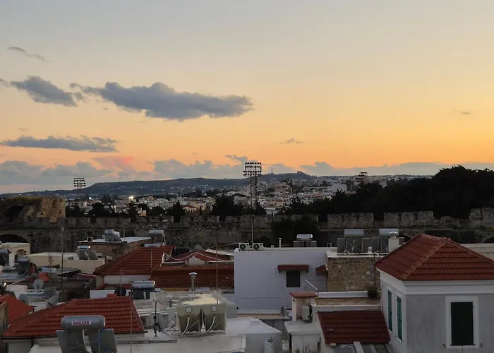 A Medieval Windmill Tower 2bedrooms In The Heart Of Old Town With Magnificent Panoramic Seaview And Cityview