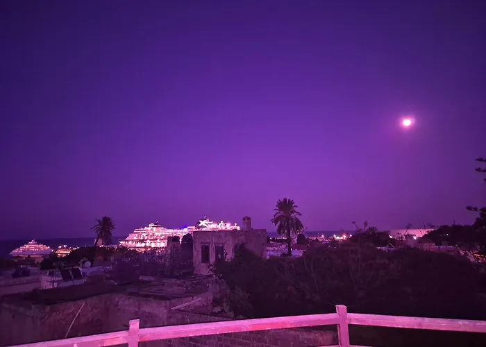 A Medieval Windmill Tower 2bedrooms In The Heart Of Old Town With Magnificent Panoramic Seaview And Cityview Σπίτι διακοπών Rhodes City